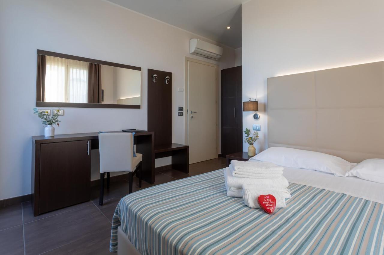 Gimmi Hotel Ρίμινι Εξωτερικό φωτογραφία