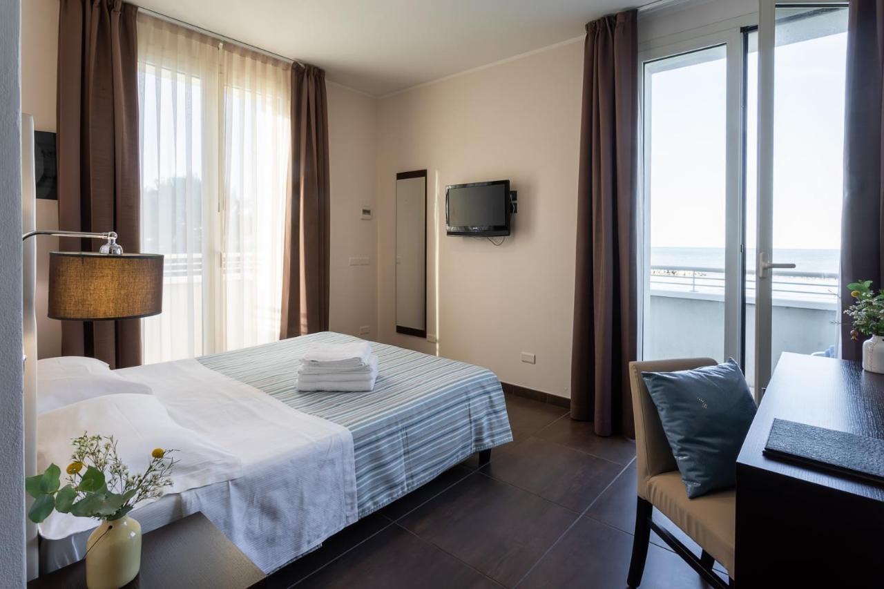 Gimmi Hotel Ρίμινι Εξωτερικό φωτογραφία