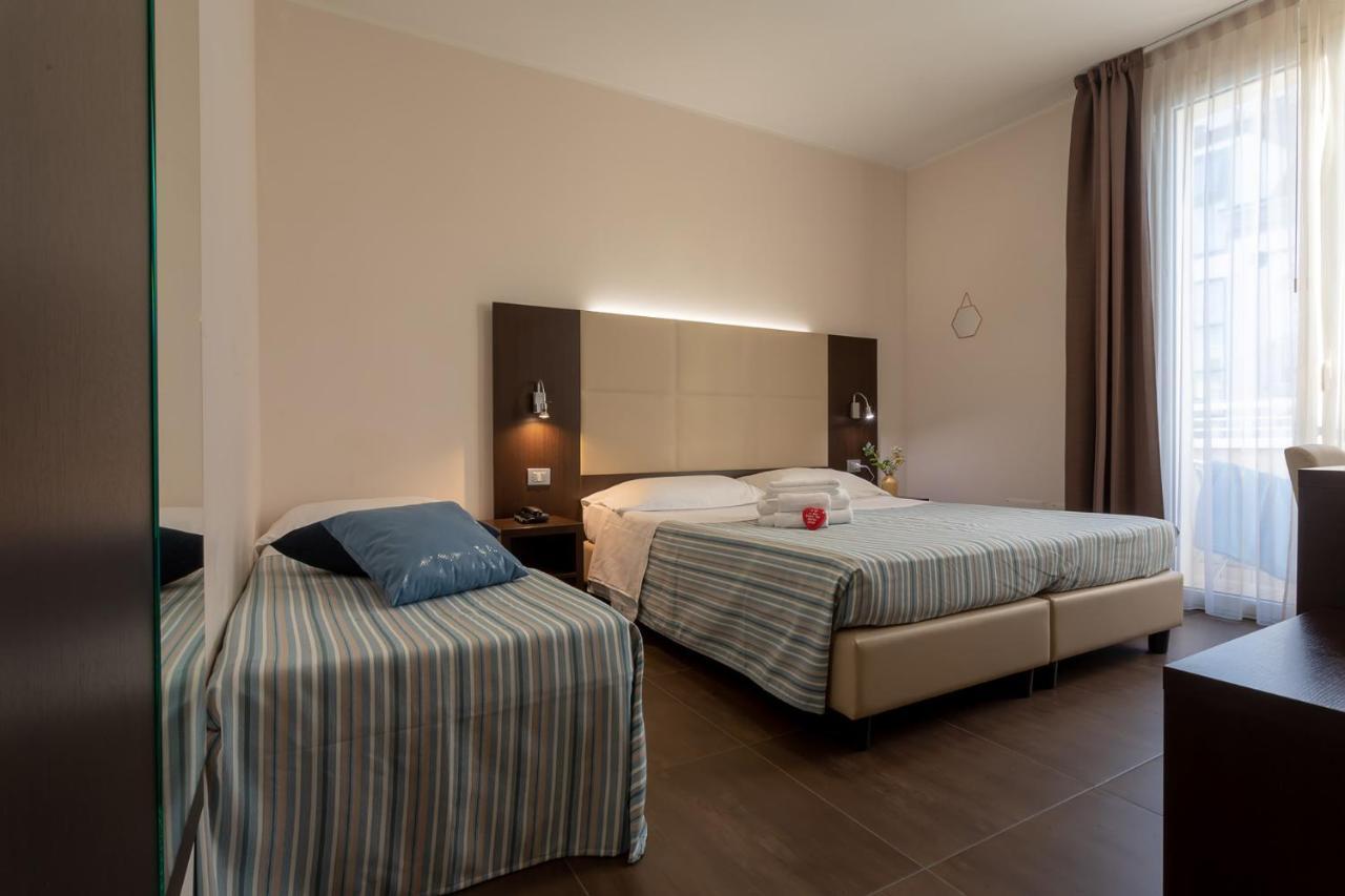 Gimmi Hotel Ρίμινι Εξωτερικό φωτογραφία